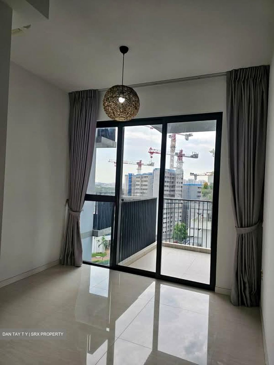 Sky Vue (D20), Condominium #597637281